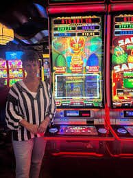 368 sport Live Dealer Baccarat Myanmar ကစားသားများ Real Dealer နှင့် တိုက်ရိုက် ကတ်ဂိမ်းများ ကစားနေသောပုံ